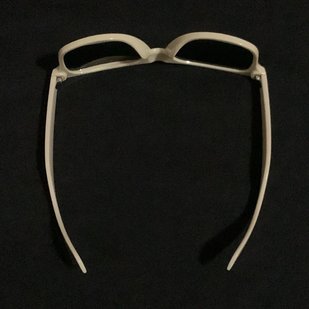 Taylor Swift 1989 Taylor’s Version Sunglasses New - Picture 5 of 10
